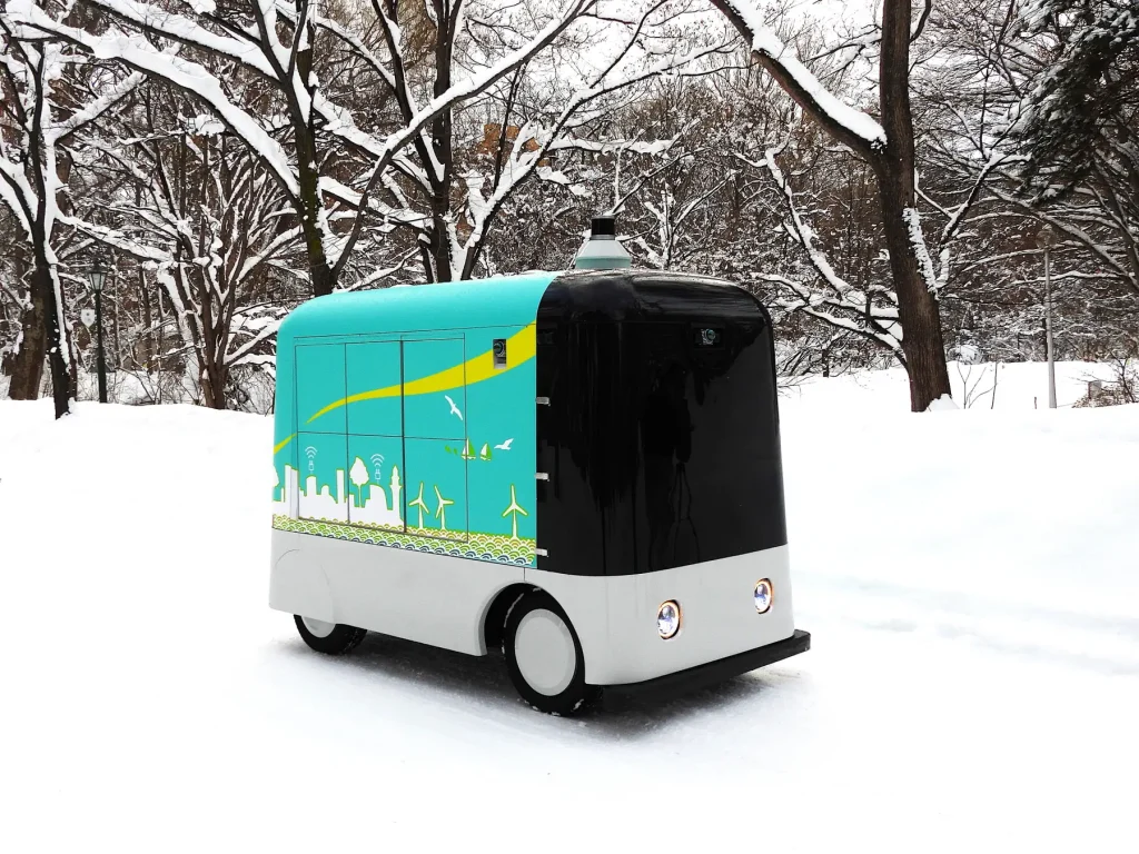 日本初！雪上走行が可能な自動配送ロボットの試験成功